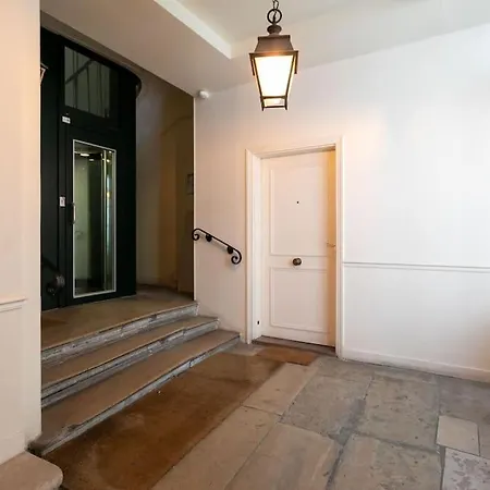 Chic Flat Place Des Vosges Daire Paris
