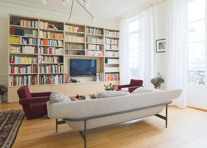 Chic Flat Place Des Vosges